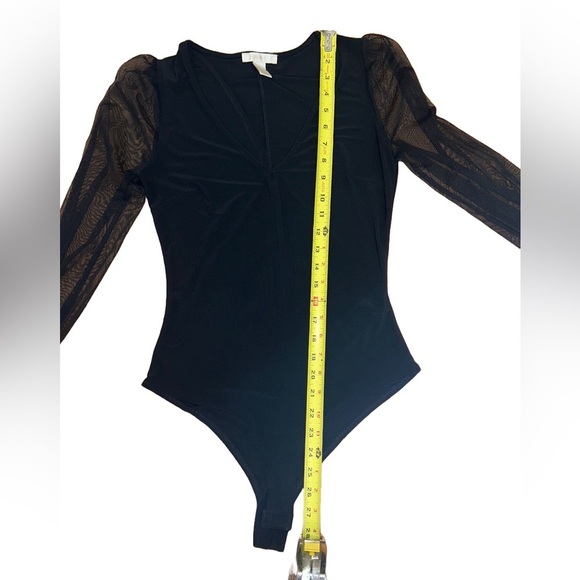Forever 21 Black Bodysuit With Sheer Sleeves Size Medium - Picture 3 of 9